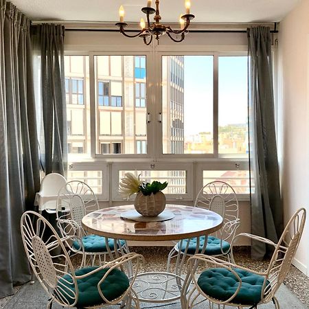Centrally-Located, Spacious Flat At Historic Centre & Short Walk To Beach Alicante Exterior foto